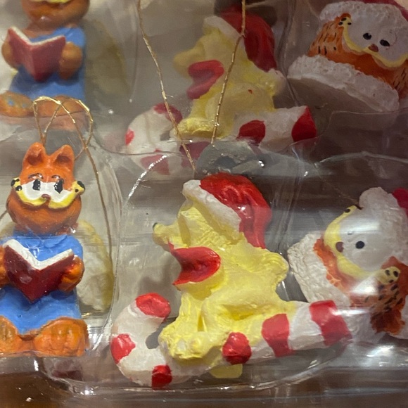Paws 18 miniature Garfield figures. Vintage. Never opened in box. - Picture 4 of 7